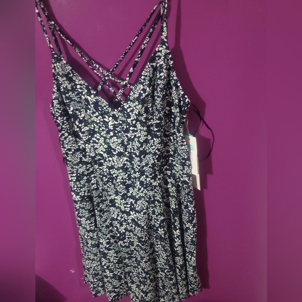Dress - Picture 6 of 7